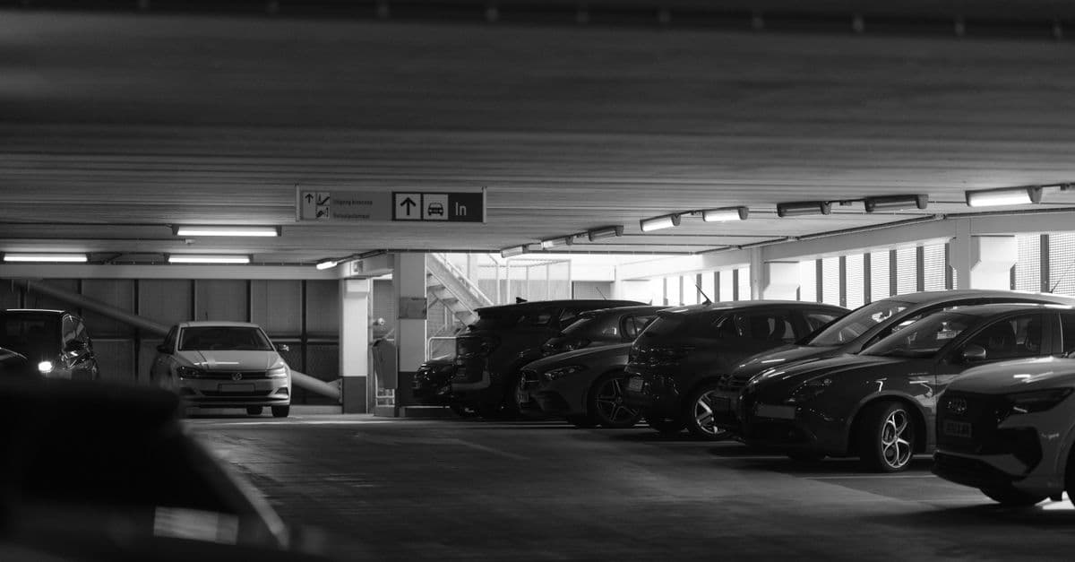 Larnaca Airport Parking (LCA): Options & Tips